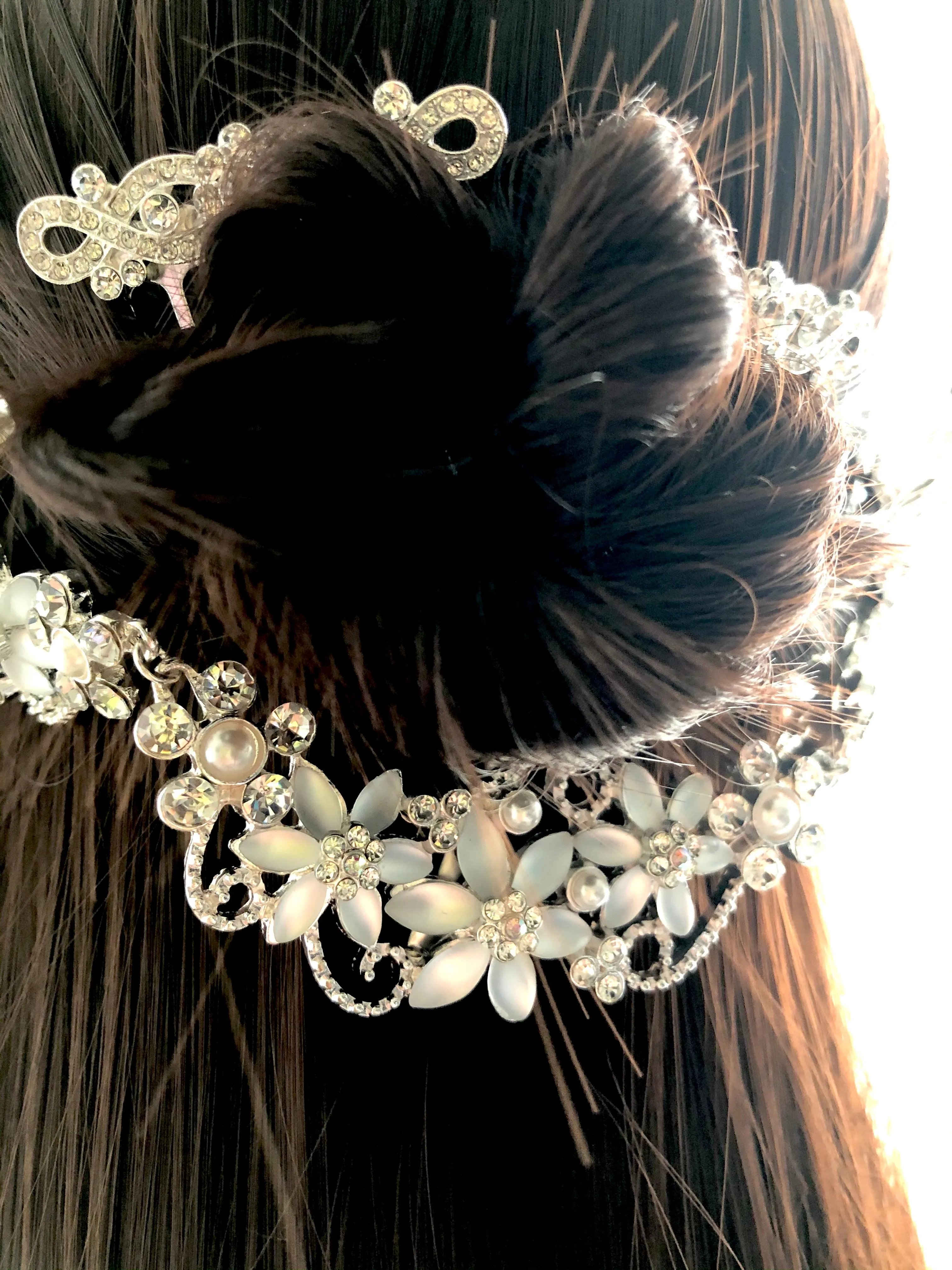 Rhinestone Floral Spray Hair Swag